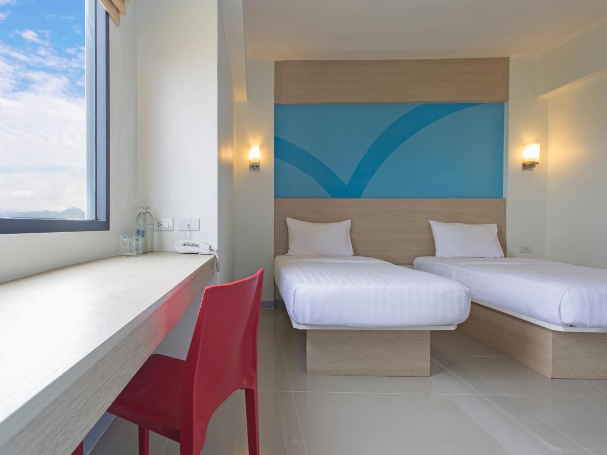 Hop Inn Phitsanulok Mittraphap Road Екстер'єр фото