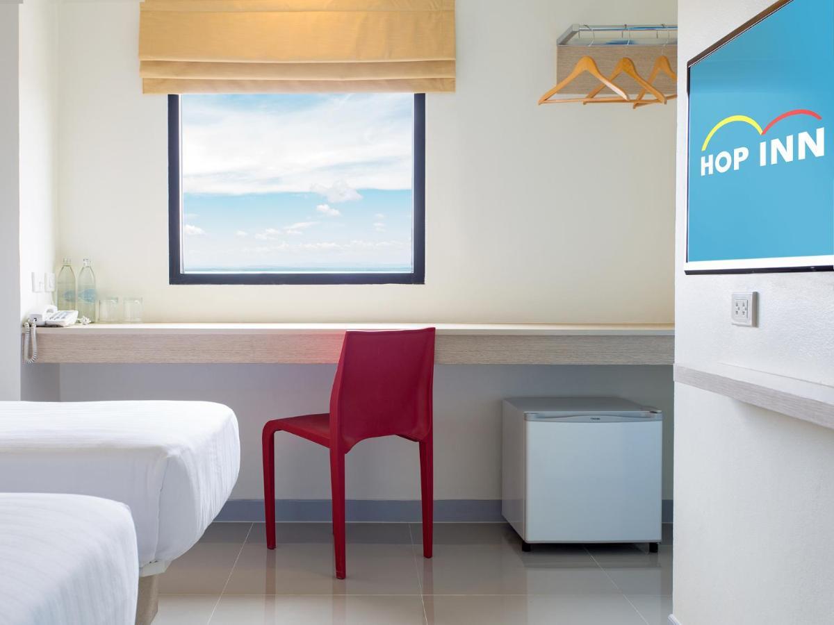 Hop Inn Phitsanulok Mittraphap Road Екстер'єр фото