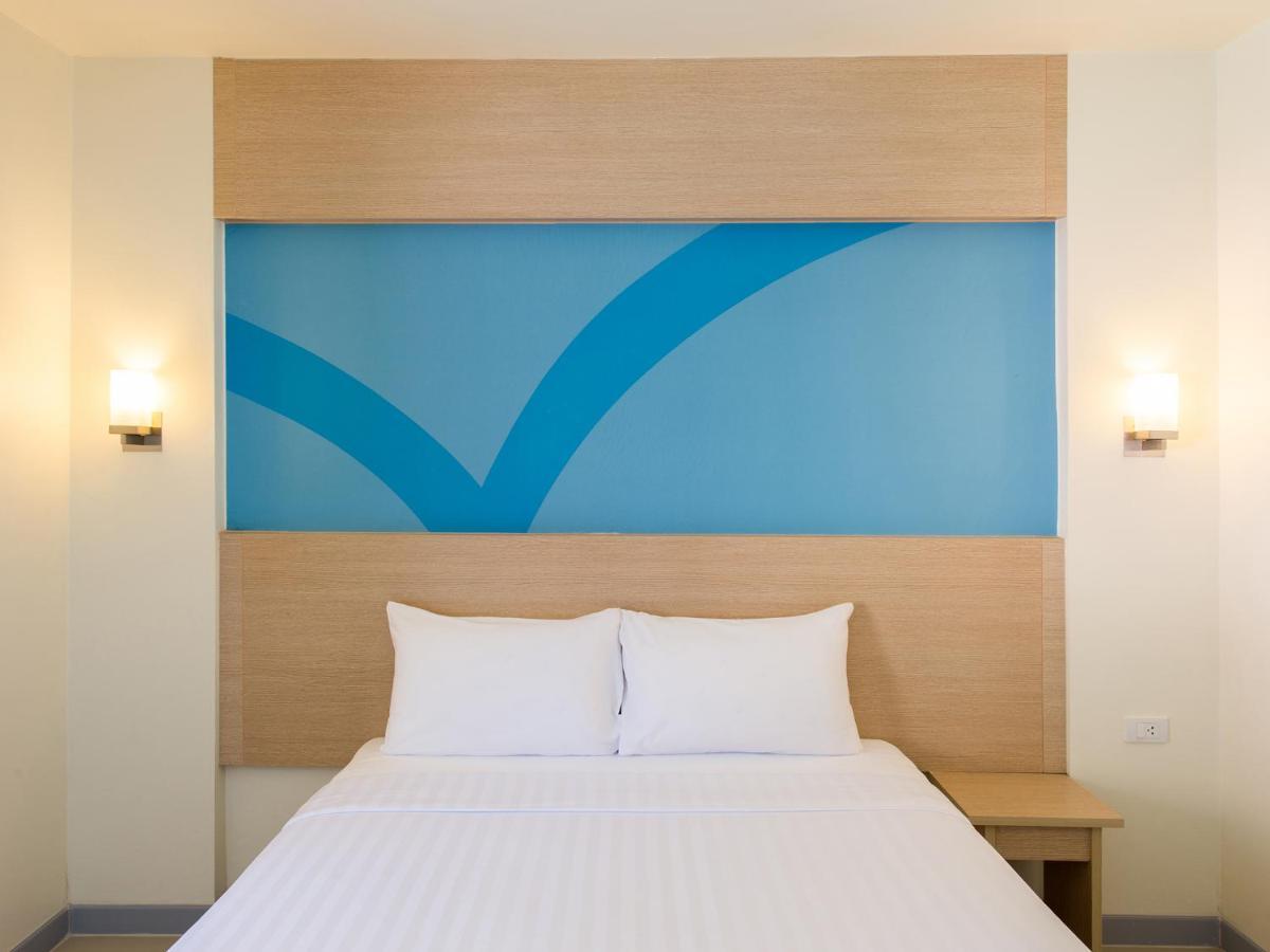 Hop Inn Phitsanulok Mittraphap Road Екстер'єр фото